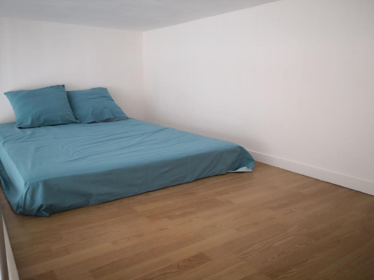 Studio En Plein Centre Ville A 8 Minutes De L'Ocean Le Porge Ngoại thất bức ảnh